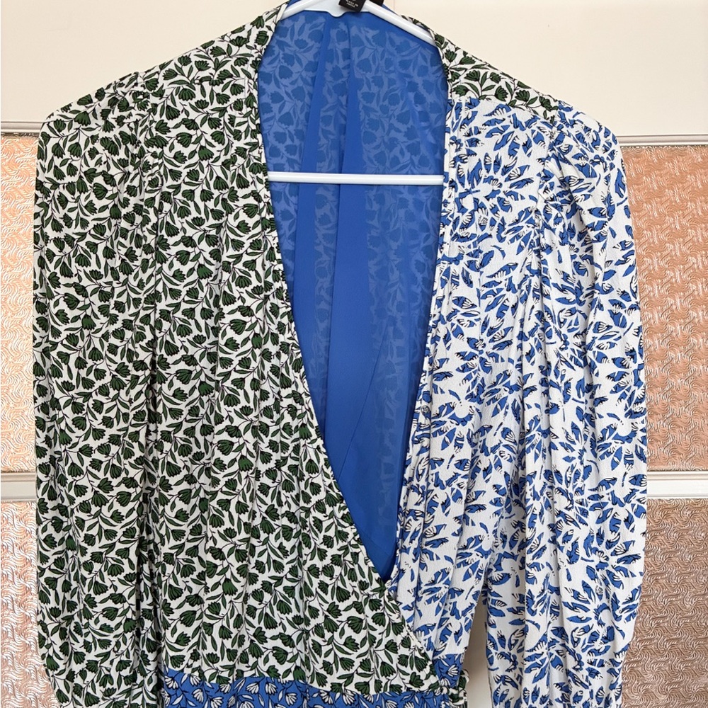 Ann Taylor Floral Wrap Long Sleeve Flare Midi Dress Size 6P - Picture 3 of 9